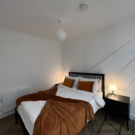Prospect Quarter Apartments In Old Town 스윈던 외부 사진