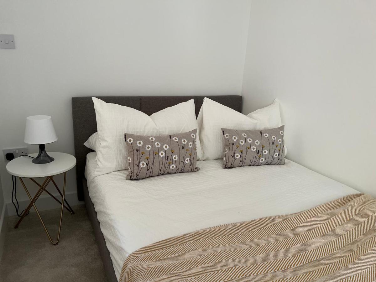 Prospect Quarter Apartments In Old Town 스윈던 외부 사진