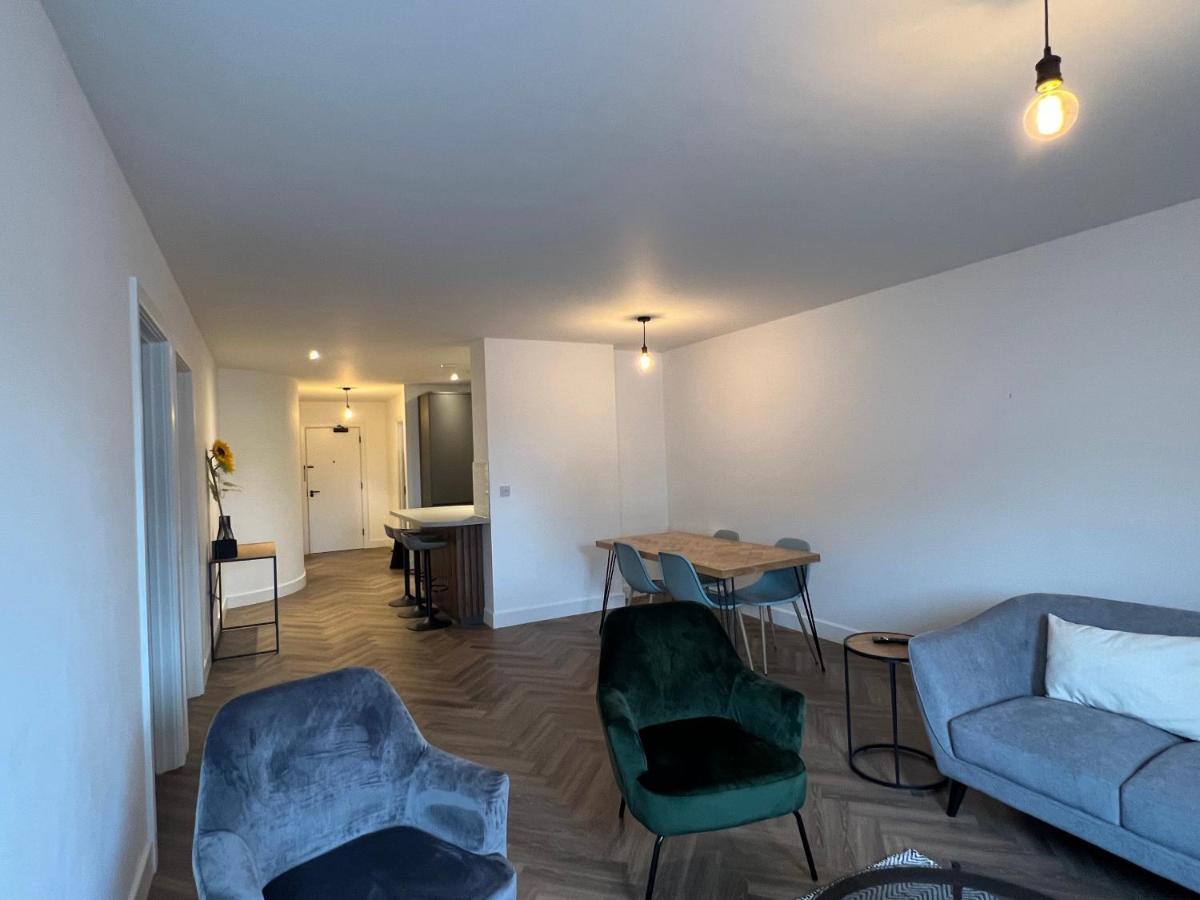 Prospect Quarter Apartments In Old Town 스윈던 외부 사진