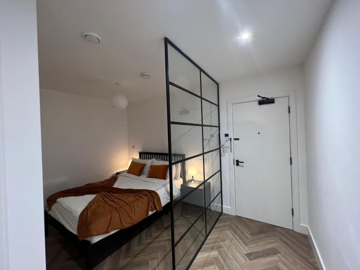 Prospect Quarter Apartments In Old Town 스윈던 외부 사진